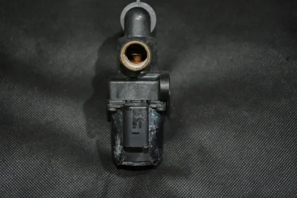 Webasto Valve VW Sharan 1K0820036F image 3