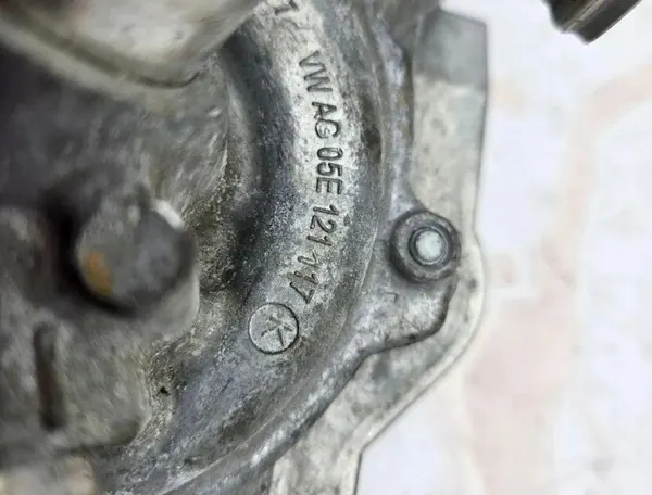 Vattenpump OEM 05E121117 för VW 1.5L Bensin image 10
