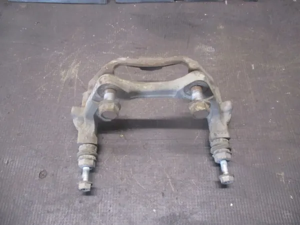 OEM JARZMO LEWY TYŁ TOYOTA COROLLA E21 KOMBI 18-22r image 4