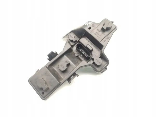 OEM 1T0945257A Bakljusfäste för VW Touran 2004 image 2