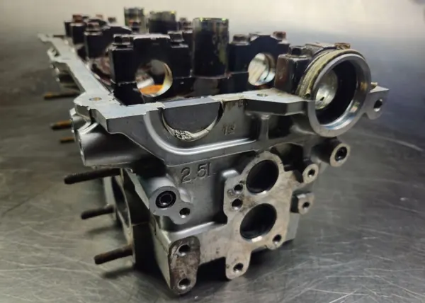 Gebrauchte Hyundai Santa FE 2.7 V6 G6BA Achsen image 3