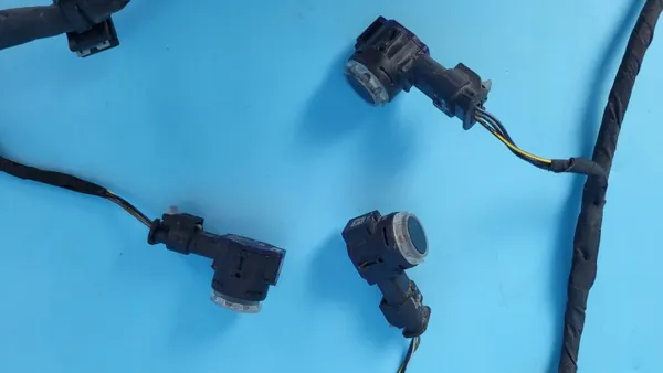 Lot de capteurs PDC Mercedes EQE W295 OEM A2955406804 image 3