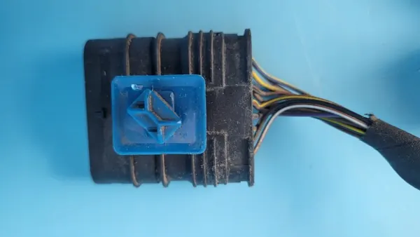 Lot de capteurs PDC Mercedes EQE W295 OEM A2955406804 image 4