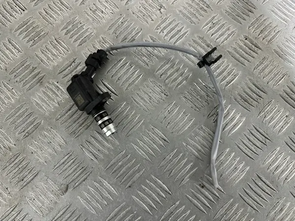 Válvula reguladora OEM 04E906455S para Skoda Fabia III image 2