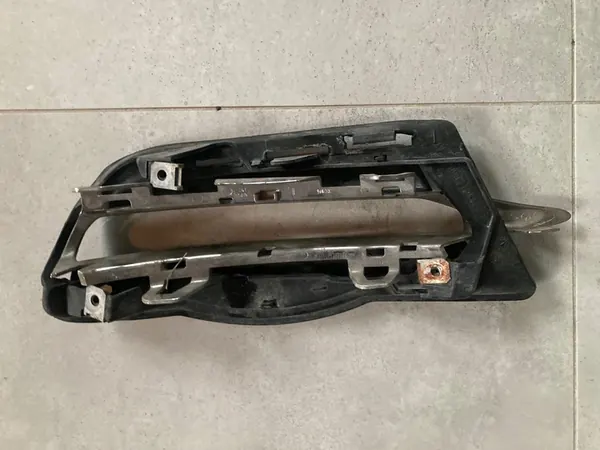 Rejilla de Parachoques Izquierda Derecha DRL para W204 2010 image 5