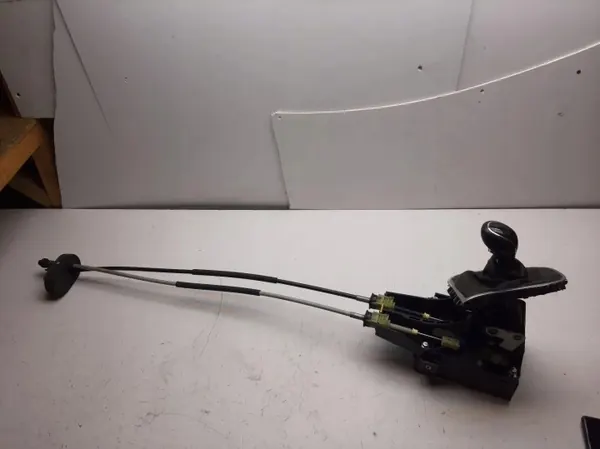 OEM 7106134 Enlace de Cambios para Astra J - Usado image 2
