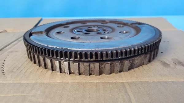 KIA CEED III 1.4 T-GDI Flywheel 23200-03950 image 9