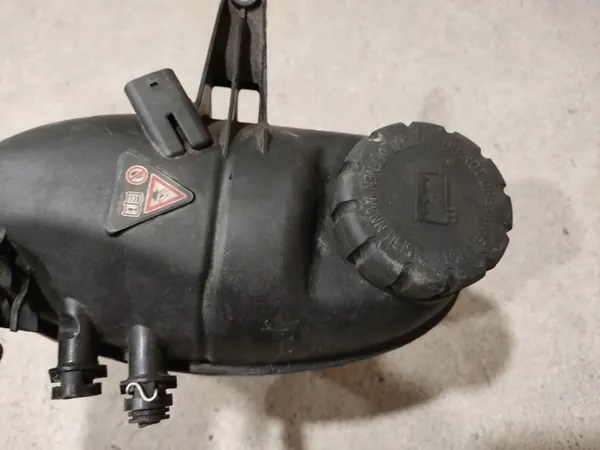 Koelvloeistofreservoir Mercedes S-Klasse C217 W222 OEM A2225000849 image 4