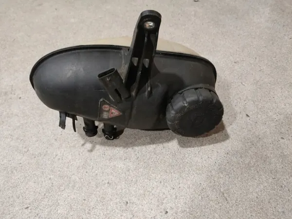 Koelvloeistofreservoir Mercedes S-Klasse C217 W222 OEM A2225000849 image 6