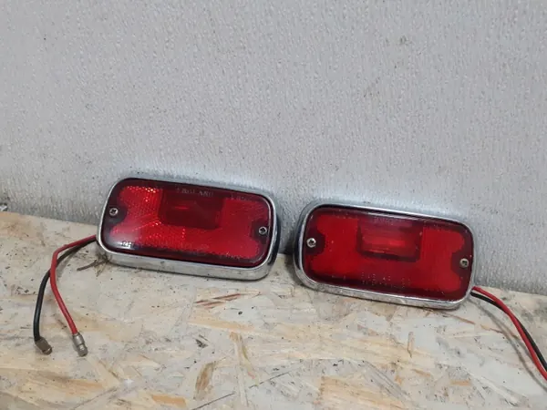 Luz lateral traseira esquerda Rolls Royce Silver Shadow I image 2