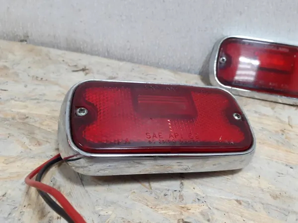 Luz lateral traseira esquerda Rolls Royce Silver Shadow I image 4