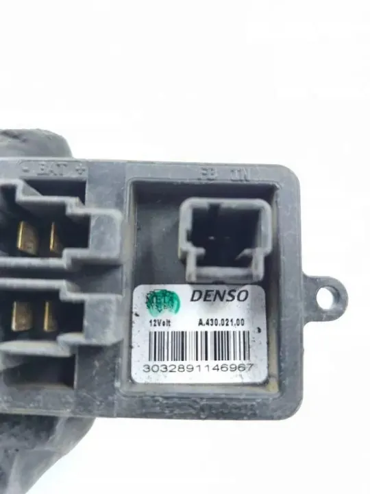 Värmefläktrelä OEM A43002100 för Renault Captur image 4