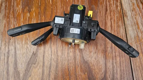 Interruptor do sensor de ângulo de direção VW Passat B6 image 3