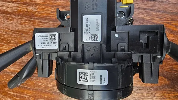 Interruptor do sensor de ângulo de direção VW Passat B6 image 4