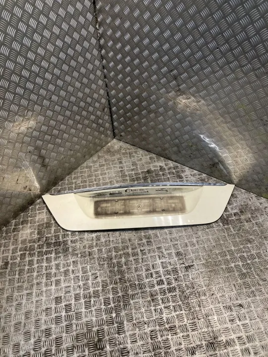 Bandeau d'éclairage plaque Mercedes-Benz E W211 OEM 2118100173 image 2