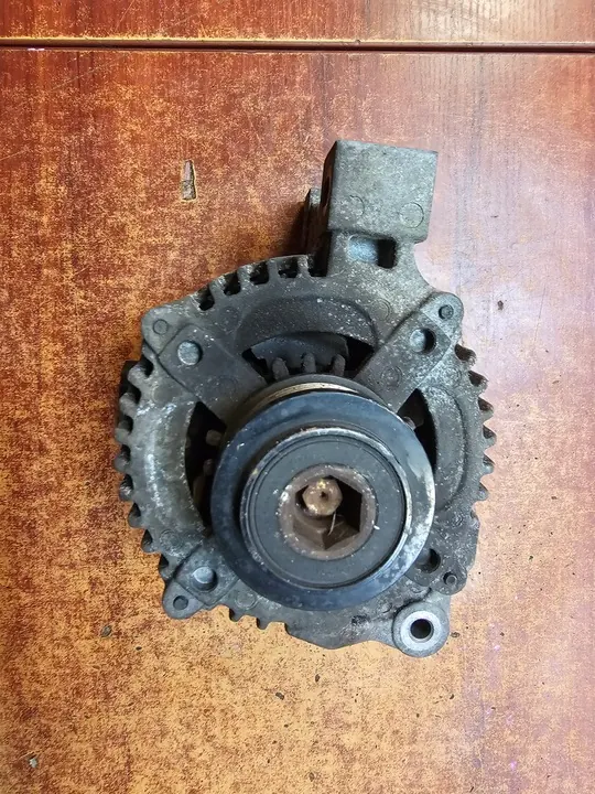 Denso Generaattori Volvo S40 V70 2.4i 30667051A image 3