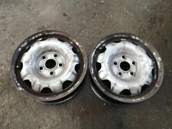 VW främre höger stötdämparfäste OEM 7E0601027C image 2
