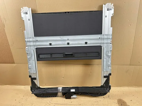 Techo solar Mercedes-Benz OE A2047800029 - Usado image 3