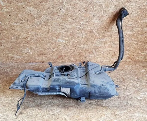 Brandstoftank OEM 2002466A voor Citroen C4 Picasso 2007 image 2
