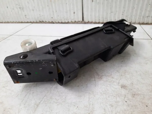 Inserção de poliestireno Audi A8 D4 OEM 4H0863006 image 4