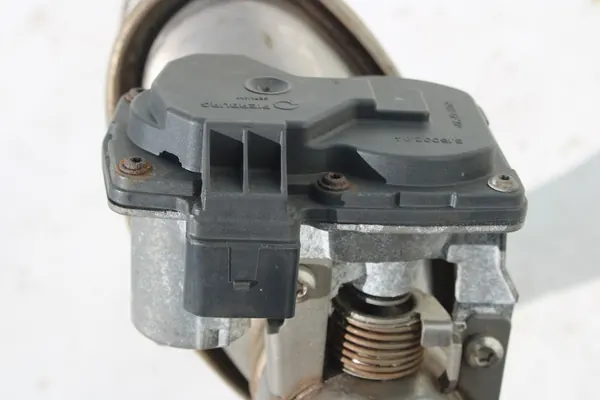OEM bt-cars-33900 Audi Katalysator med Klaff image 6
