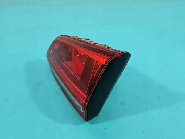 Luz trasera derecha VW Golf VII 5G9945094D image 3