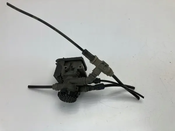 Soupape Modulateur EBS Renault OEM 22225564 Avant image 2