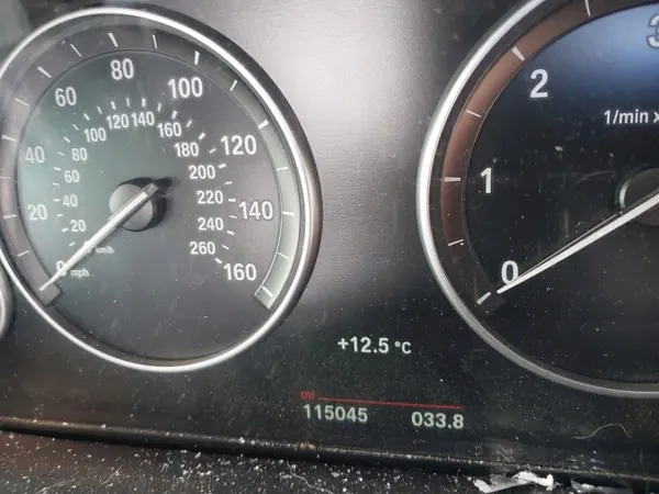 Poignées de maintien OEM 8052689 Avant & Arrière image 3