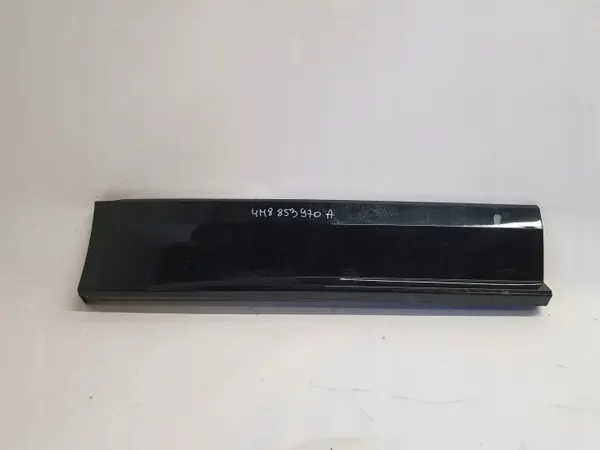 Audi Q8 Achterdeurlijst OEM 4M8853970A Rechterzijde image 2