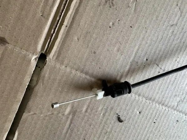 Motorhaubenöffnungskabel OEM LINKA + RĄCZKA Toyota image 4