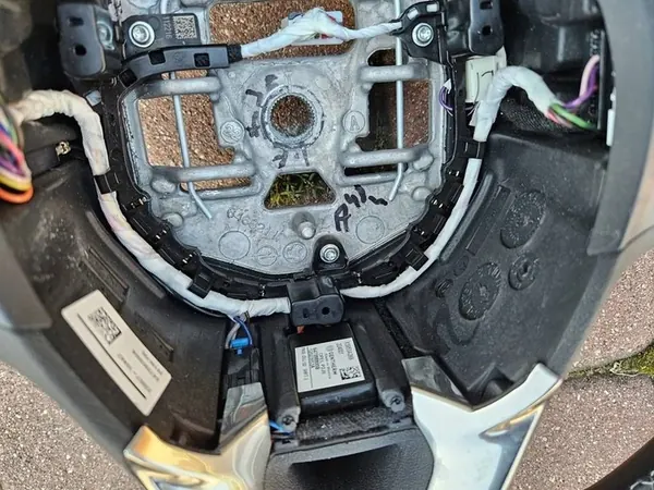 Volant en cuir chauffé #A80 Opel Corsa F image 5