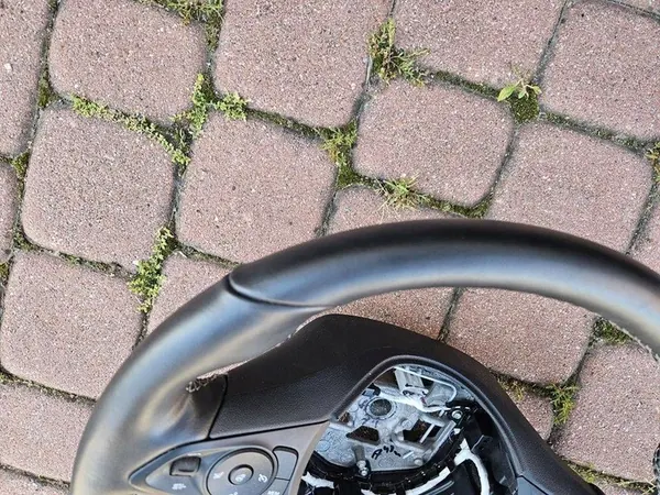 Volant en cuir chauffé #A80 Opel Corsa F image 7