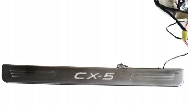 KD45-V1-370 MZ-082-YZB Seuils Éclairés Mazda CX-5 image 3