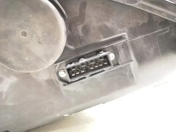 Farol Bixenon Esquerdo Citroen C6 2006-2011 OEM 6208.76 image 7