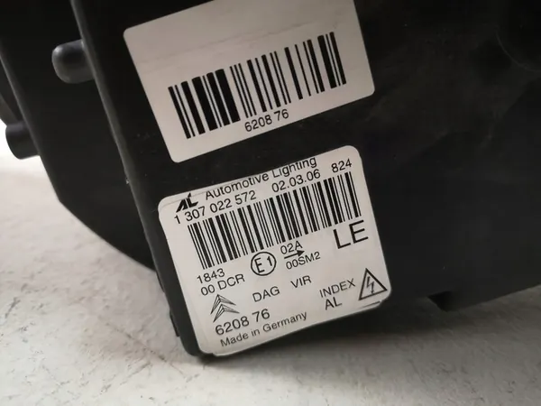 Farol Bixenon Esquerdo Citroen C6 2006-2011 OEM 6208.76 image 9