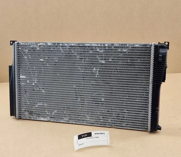Radiateur de liquide BMW OEM 17117600511 Occasion image 5