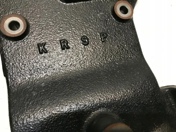 Support compresseur climatisation Mazda OEM Y39Q image 4