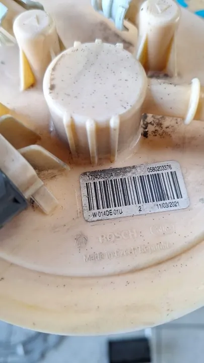 Bomba de combustível Nissan Navara IV D23 NP300 2.3 DCI OEM 170405JU0A image 2