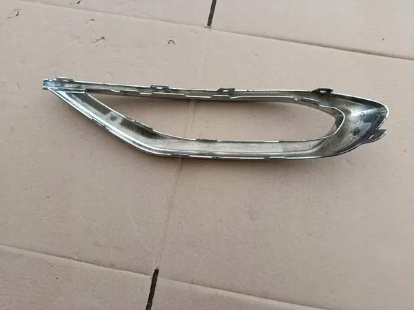 Vasen takapuskurin koriste Volkswagen Tiguan Allspace image 5