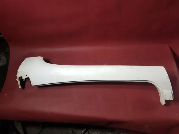 OEM 81624100115 Linke Kabinensäulenverkleidung für MAN TGX image 2