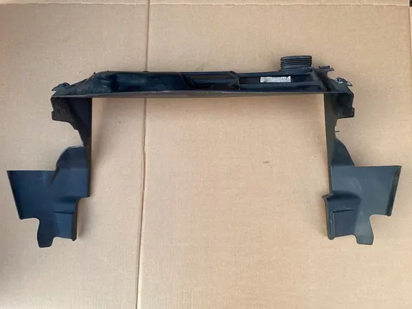 Guia de ar superior Renault Megane III OE 214767662R image 4