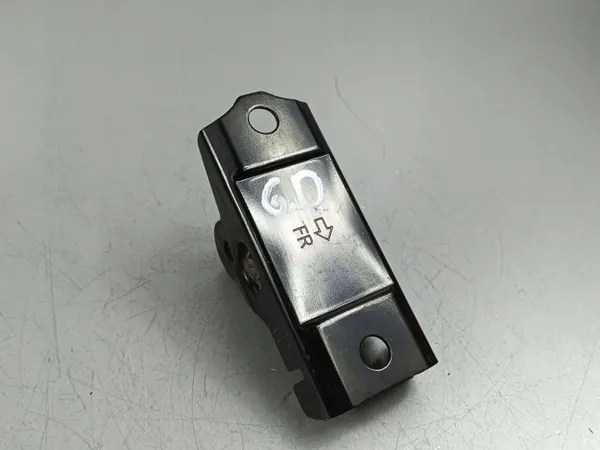 Nissan OE Uitlaatophanger OEM FOB44764 - Gebruikt image 3