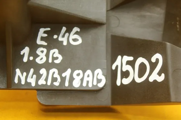 Öljypumppu BMW E46 1.8 B N42B18 A B OEM 7500328 image 10