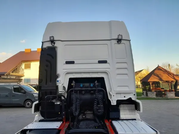 Cabine complète MAN TGS LX étroite couchette OEM KABINA MAN 6 image 7