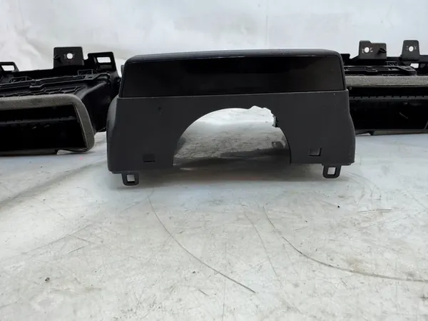 Ford Mustang Mach-E Grelhas Frontais LJ8B 19C696 image 7