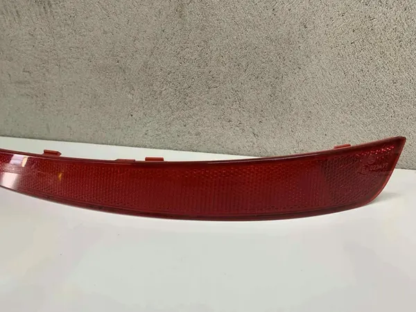 Takavalon heijastin SKODA OCTAVIA III 2012- image 2