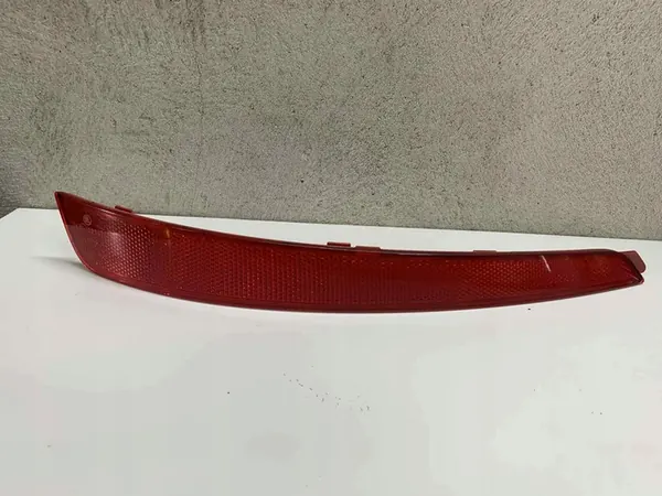 Takavalon heijastin SKODA OCTAVIA III 2012- image 7