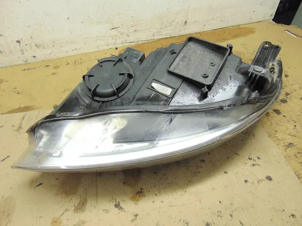 Faros Delantero Derecho Ford Focus III MK3 image 9