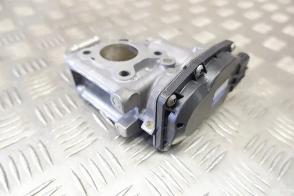 Toyota EGR-ventil OEM 258000R010 för RAV4 XA40 image 4