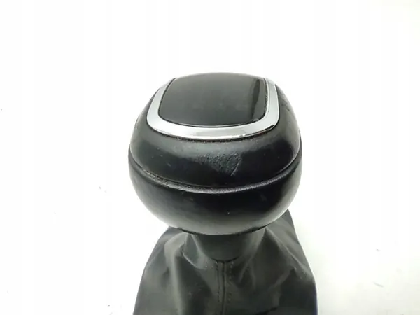Pommeau de vitesse OEM 5L1711113P Skoda Yeti 2012 image 7